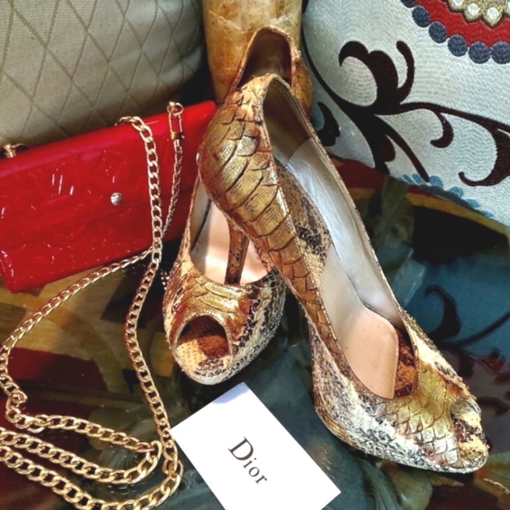 Dior Snakeskin Stilettos - Picture 3 of 17